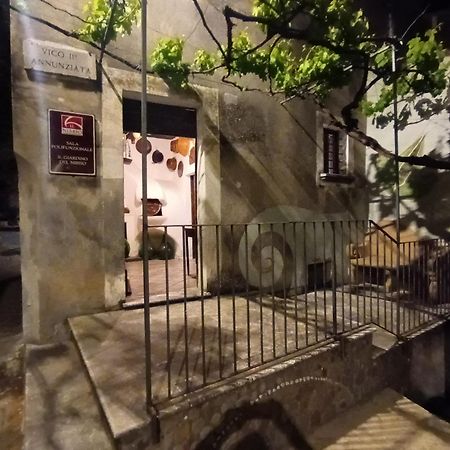 Il Nibbio - Soffitta Delle Ginestre Apartment โมราโนคาลาโบร ภายนอก รูปภาพ