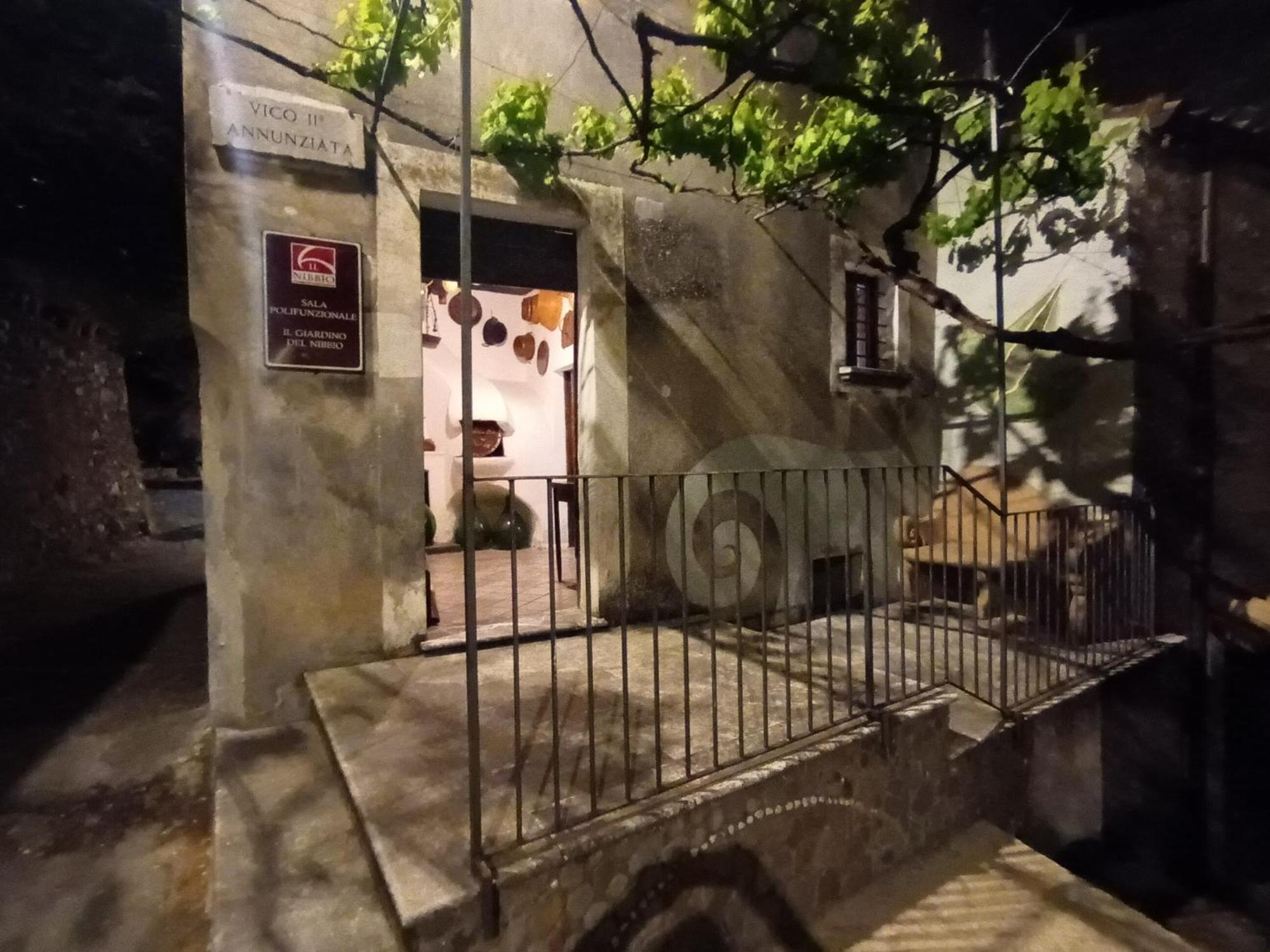 Il Nibbio - Soffitta Delle Ginestre Apartment โมราโนคาลาโบร ภายนอก รูปภาพ